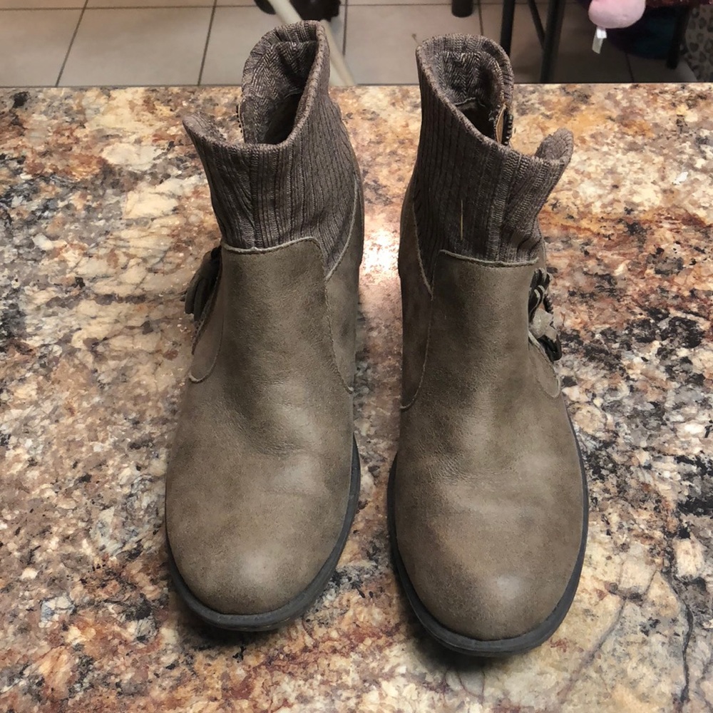 B.O.C booties